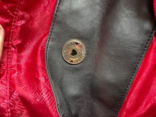 Bolso Negro Love Moschino