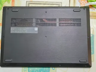 Portátil Lenovo i3 10th Gen SSD