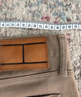 Pantalón Tommy Hilfiger Talla W31 L34 Beige