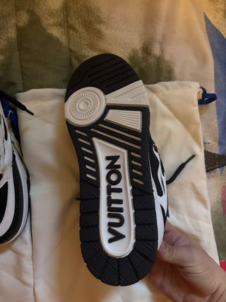 Louis Vuitton LV Skate Taglia 43