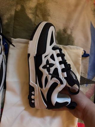 Louis Vuitton LV Skate Taglia 43