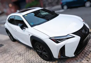 Lexus UX 2020