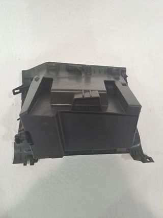 GUANTERA FORD KUGA (2)