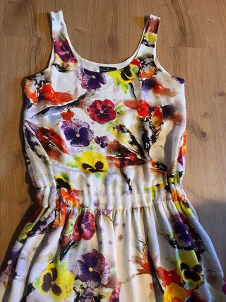 Vestido floral Roberto Verino