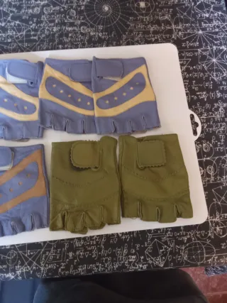 Guantes deportivos sin dedos