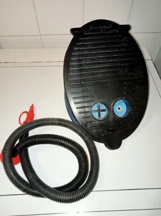 Inflador de pie para colchones