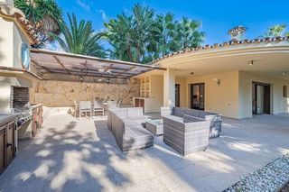 Chalet en alquiler en Nagüeles Alto en Marbella