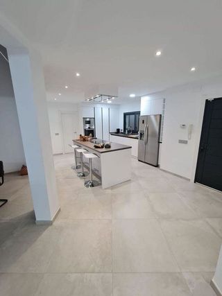 Chalet en alquiler en Elviria en Marbella