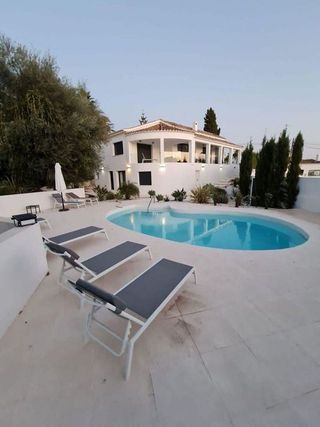 Chalet en alquiler en Elviria en Marbella