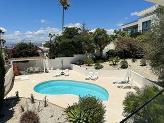 Chalet en alquiler en Elviria en Marbella