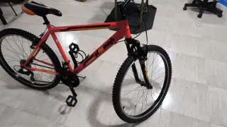 Bicicleta Montaña Roja