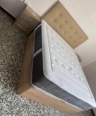 Colchón y canapé abatible