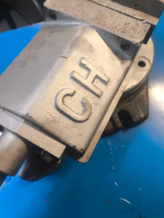 Mordaza de banco para taladro