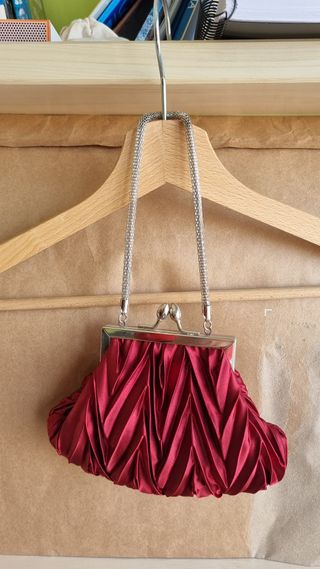 Seis bolsos juveniles cruzados