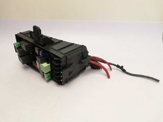 CAJA RELES / FUSIBLES AUDI A3 (8V)