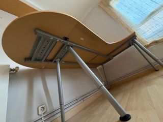 Tavolo da ufficio con ala laterale