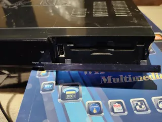 Decodificador SAT IRIS 9900HD