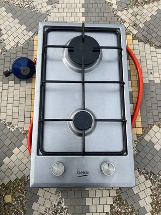 Cocina dos fuegos Beko