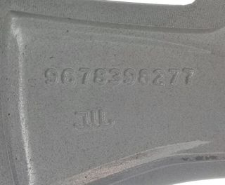 Peugeot 2317663 96783982zv llanta 2008 1.2 thp 110