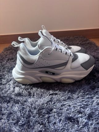 Dior B22 con caja y bolsa