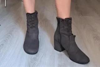 Botines de piel marrones