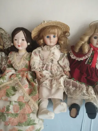 Muñecas de Porcelana Antiguas (4uds)