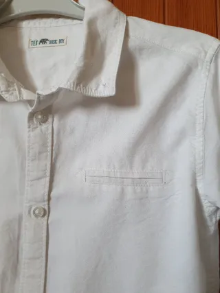 Camisa blanca manga larga niño