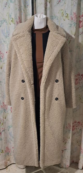 Abrigo largo borreguito beige
