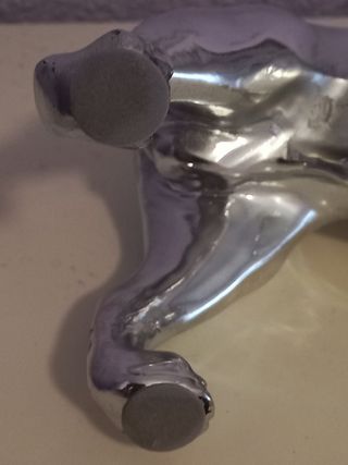 Figura Bulldog Resina Plateado