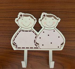 Colgador infantil dos niñas