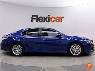 Toyota Camry 2.5 220H Advance