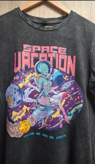 Camiseta Estampada Espacio Marciana Shein talla XL
