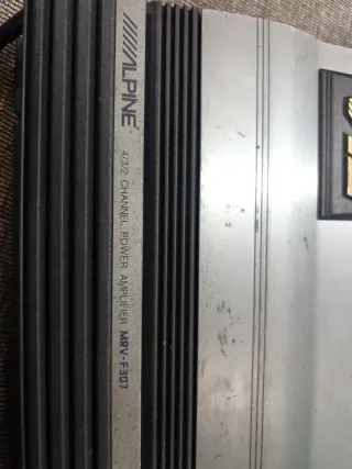 Alpine V12 MRV-F307 Amplificador 4/3/2 Canales