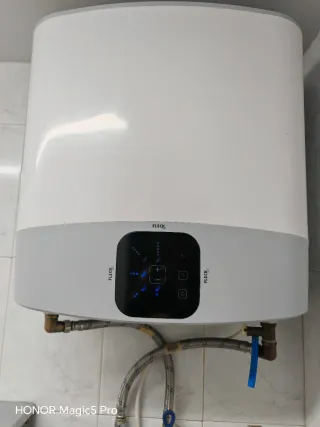 Calentador de agua eléctrico Fleck