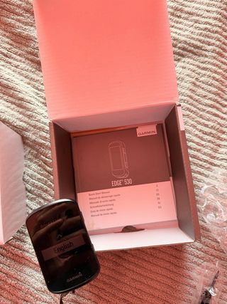 Garmin Edge 530 con sensor de velocidad.