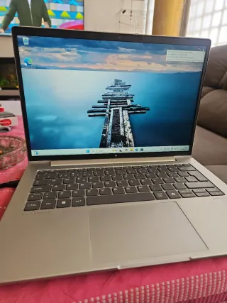 HP Elitebook Portátil Intel Core Ultra 5