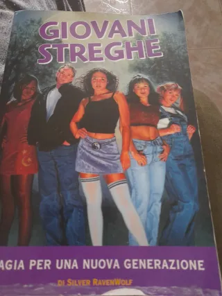 Giovani streghe: Magia per una nuova generazione