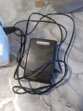 Máquina de coser Singer Promise