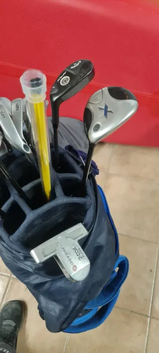 Lote 14 Palos Golf Callaway y Bolsa Nike