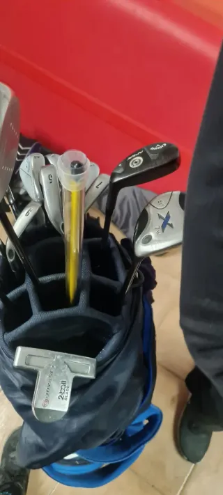 Lote 14 Palos Golf Callaway y Bolsa Nike