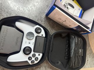 Mando Nacon Revolution 5 Pro PS5/PS4/PC