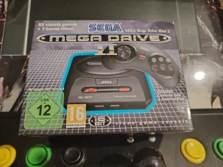 Sega Mega Drive Mini 2 Console + Controller sigillato