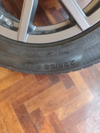 Llantas con neumáticos 95%