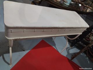 Tavolo ausiliario vintage bianco a forma di valigia