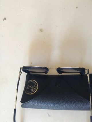 Gafas de sol Police negras y grises