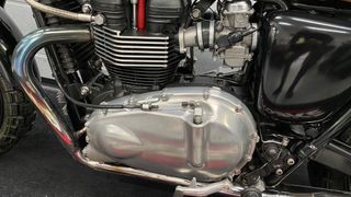 Triumph Bonneville SE Negra y Marrón