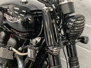 Triumph Bonneville SE Negra y Marrón
