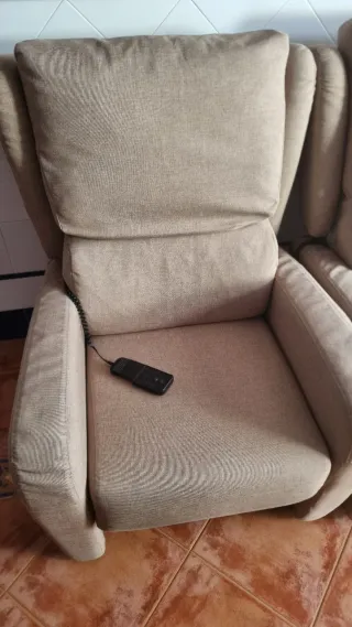 Sillón automático elevable y reclinable