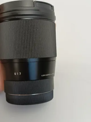 Obiettivo Sigma 16mm F1.4 DC DN per Canon C5Y0765