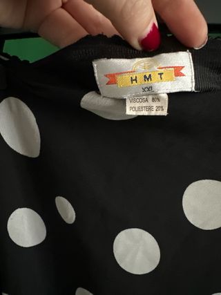 Gonna nera a pois bianchi